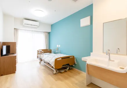 クロス・化粧シート貼り工事